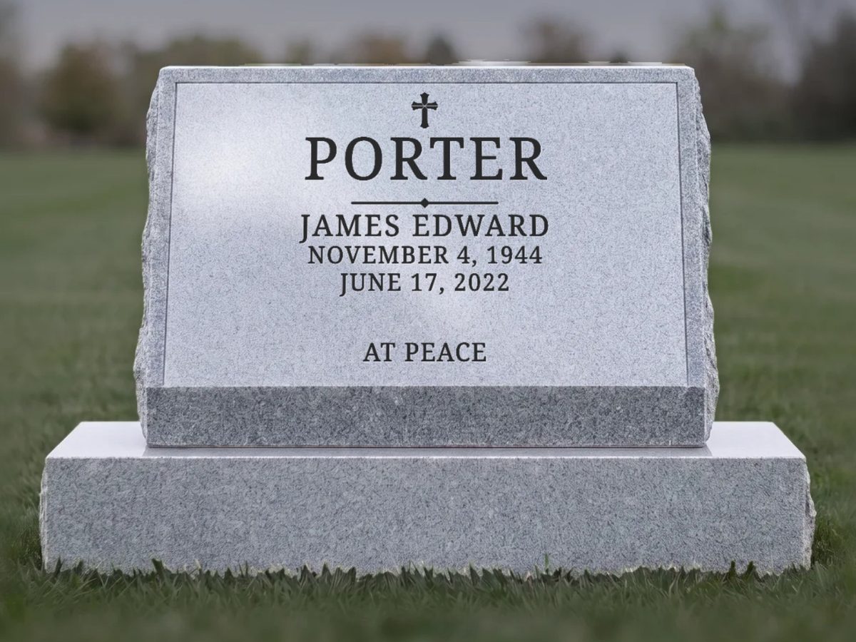 Slant marker headstone design with the Porter family name on its angled face